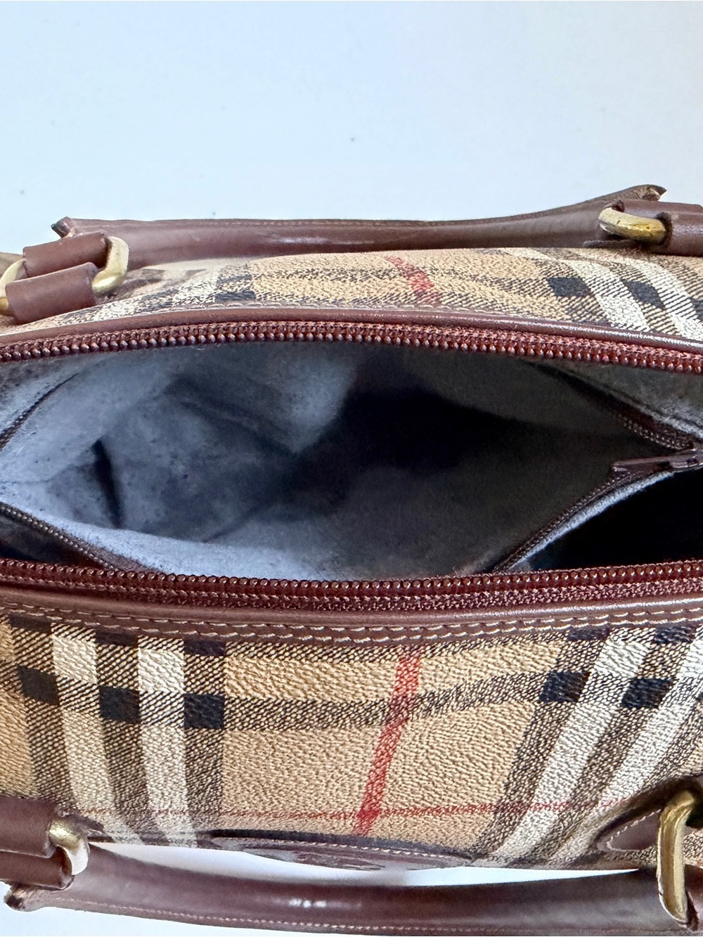 Authentic Vintage 80s / 90s Burberrys London Nova Check Boston Satchel Bag - Picture 14 of 14